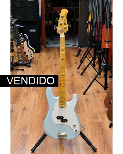 Music Man Cutlass Bass Diamond Blue